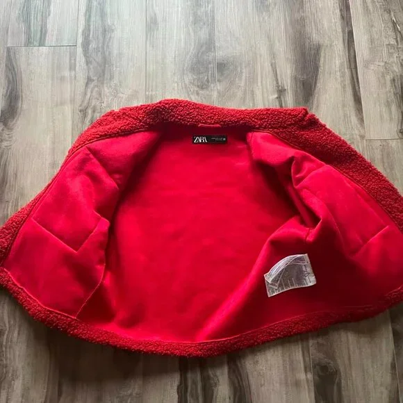 Beautiful Oversize Jacket - Picture 4 of 9